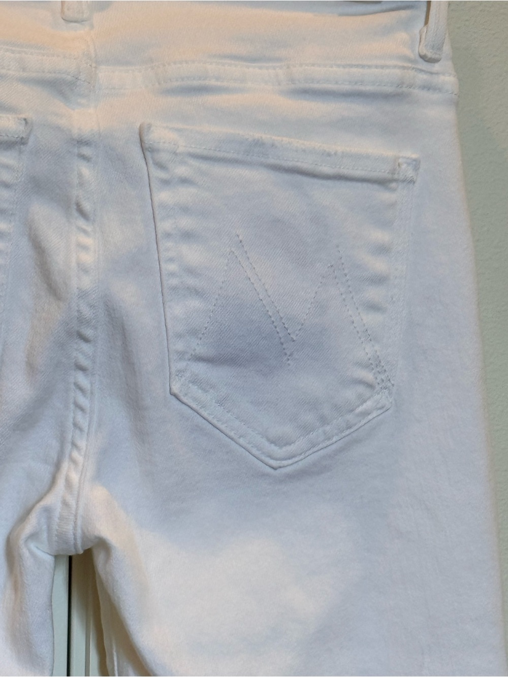 MOTHER The Insider Crop Step Fray Fairest Of Them All Cropped Flare Jeans - Picture 9 of 13